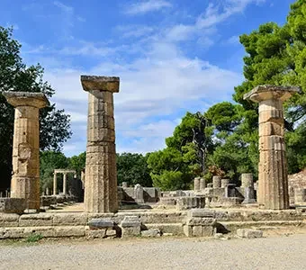 Symbolbild zu den antiken olympischen Spielen in Form einer Ruine.