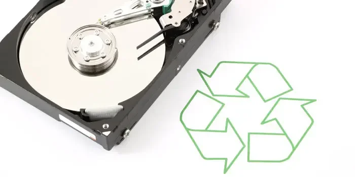 Symbolbild des Recyclings einer Festplatte