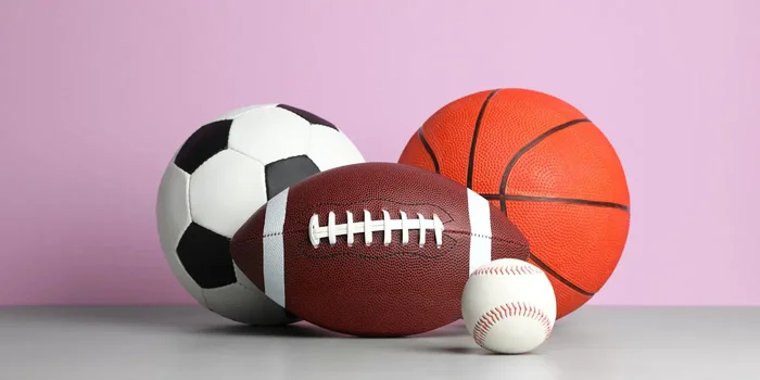 Fußball, Football, Basketball und Baseball