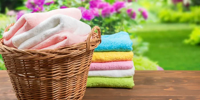 Wäschekorb mit Handtücher