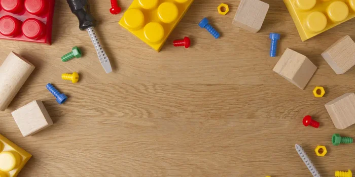 Bauklötze, Spielzeugschrauben und -werkzeuge aus Kunststoff