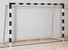 Sport Thieme Hallenhandballtor 3 x 2 m in Bodenhülsen stehend (mit festehenden Netzbügeln)